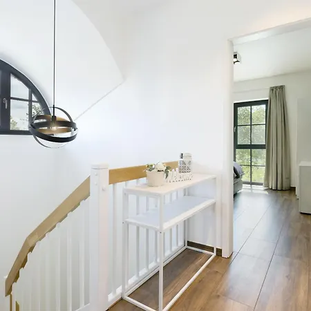 Holiday home Reetdachhaus Ostseeperle *